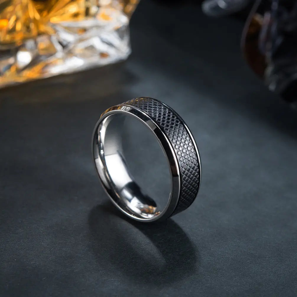 "EuroSteel Black Titanium Men's Ring" Roljord